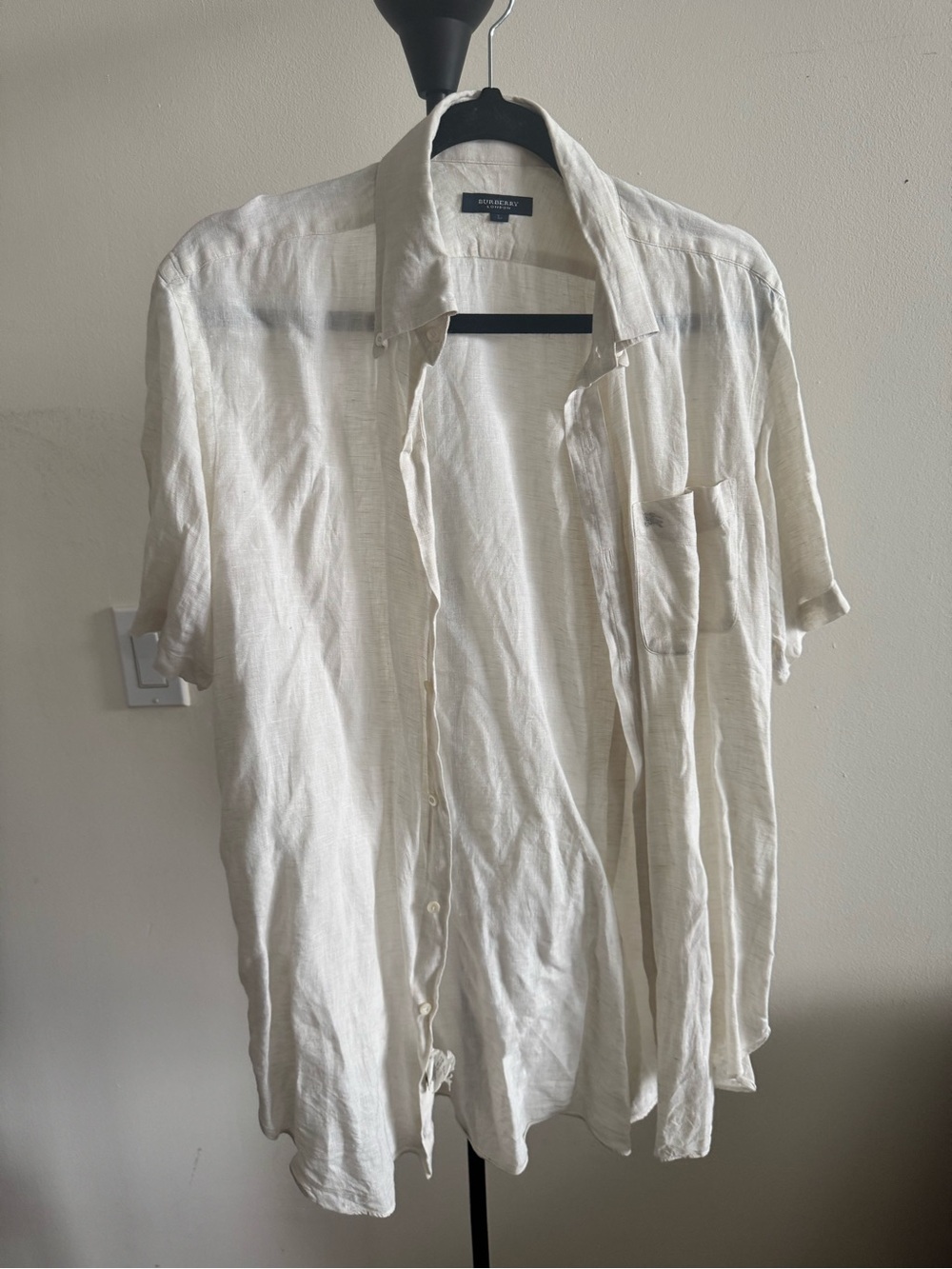 Burberry Men's Short Sleeve Button-Down Shirt in Cream